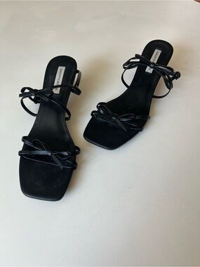 Saks Fifth Avenue Black Strappy Bow Kitten Heels, Size 8.5